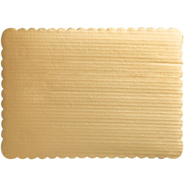 Quarter Sheet Scalloped Cake Board 1/4 13.25x9.75"